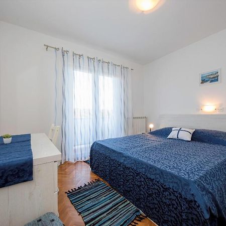 Apartments Anica Kampor Extérieur photo