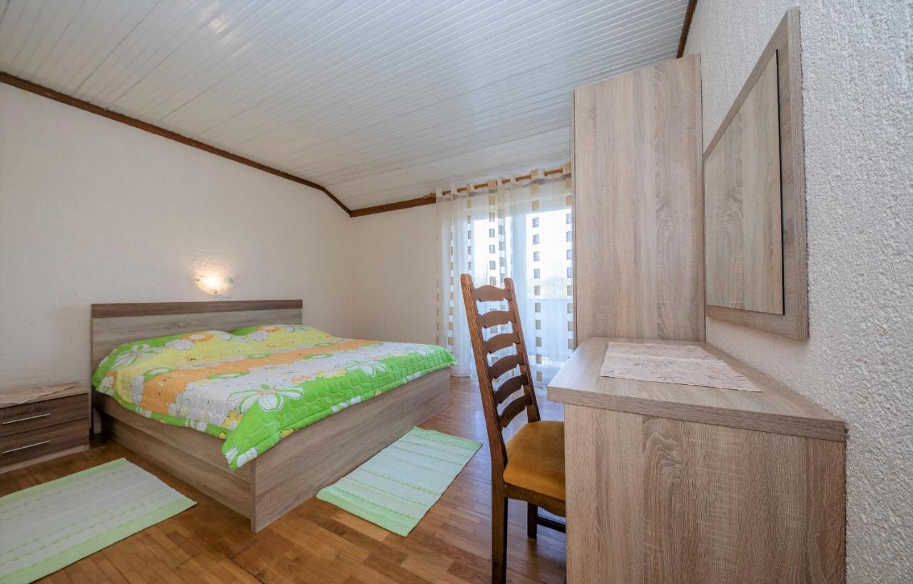 Apartments Anica Kampor Extérieur photo