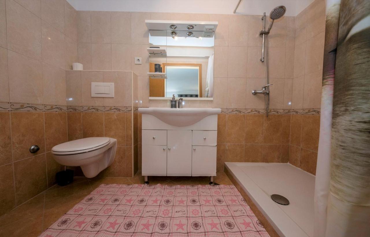 Apartments Anica Kampor Extérieur photo